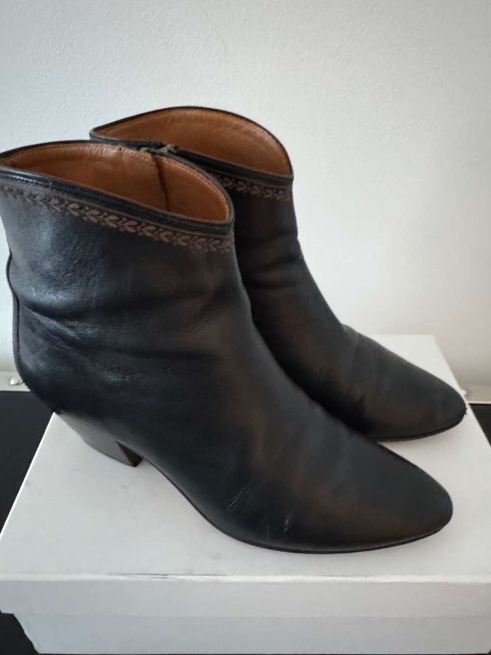 ISABEL MARANT Black Leather Western Ankle Boots Women embossed edge EU 40 FR 41